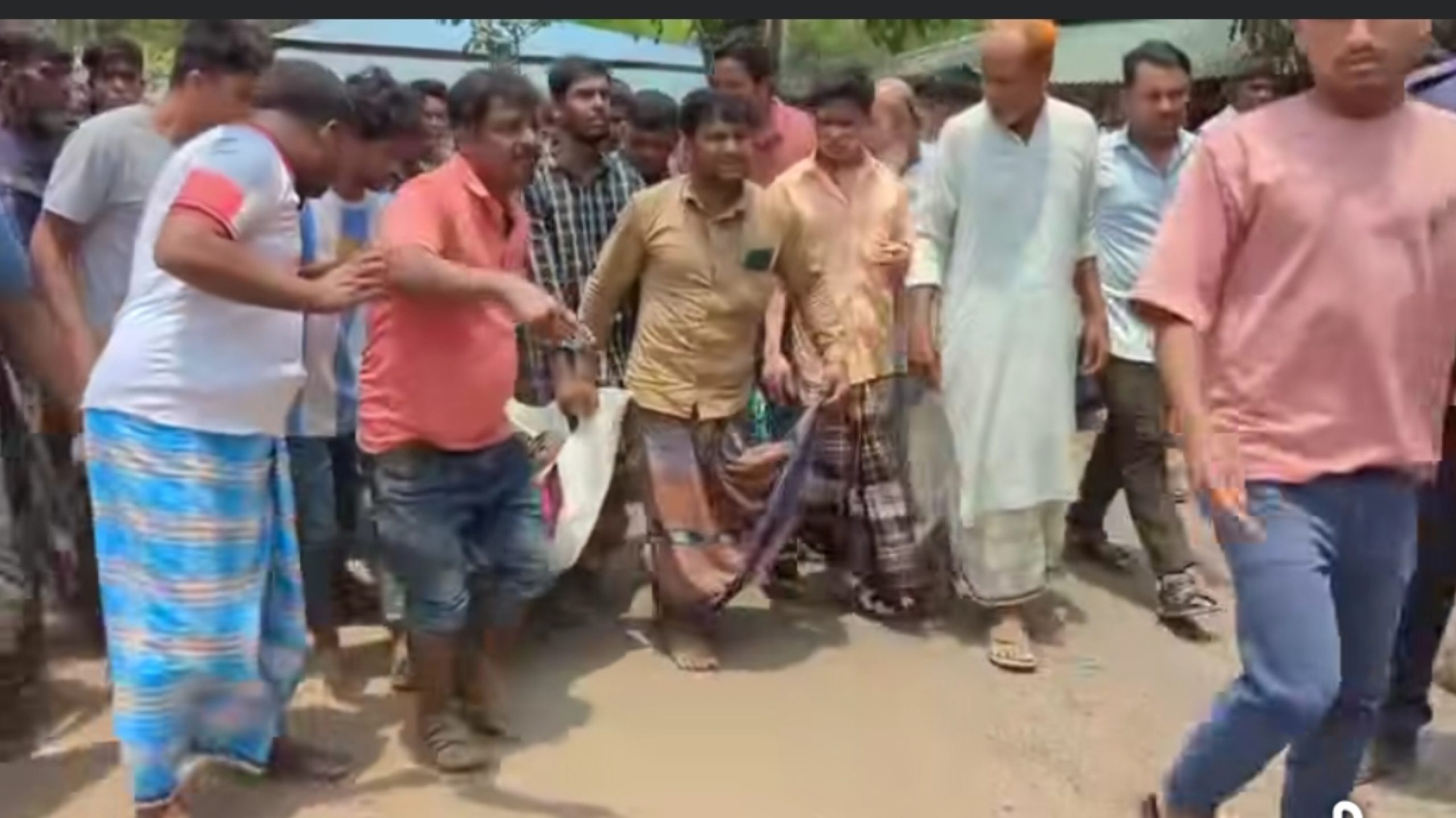 টেকনাফের বাহারছড়ার পাহাড় থেকে তিনজনের লাশ উদ্ধার